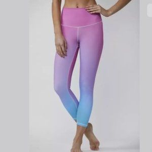 - DYI Crop Leggings Rainbow Unicorn